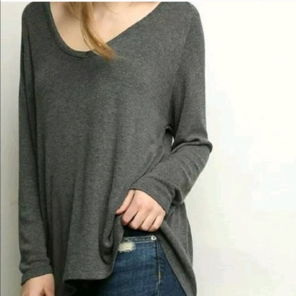 Brandy Melville Tops - Brandy Melville